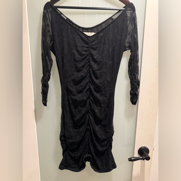 Black Lace Dress - Picture 2 of 7